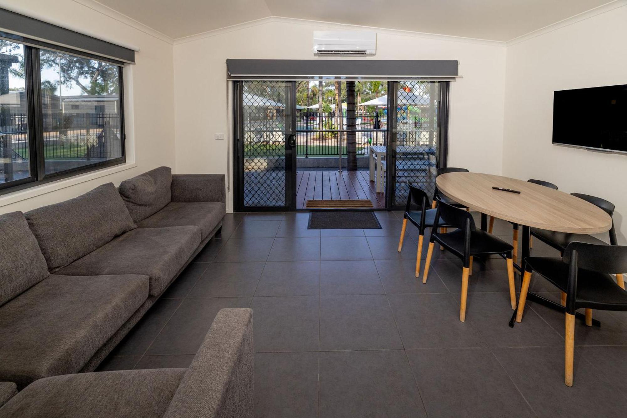 Big4 Renmark Riverfront Holiday Park Exterior foto
