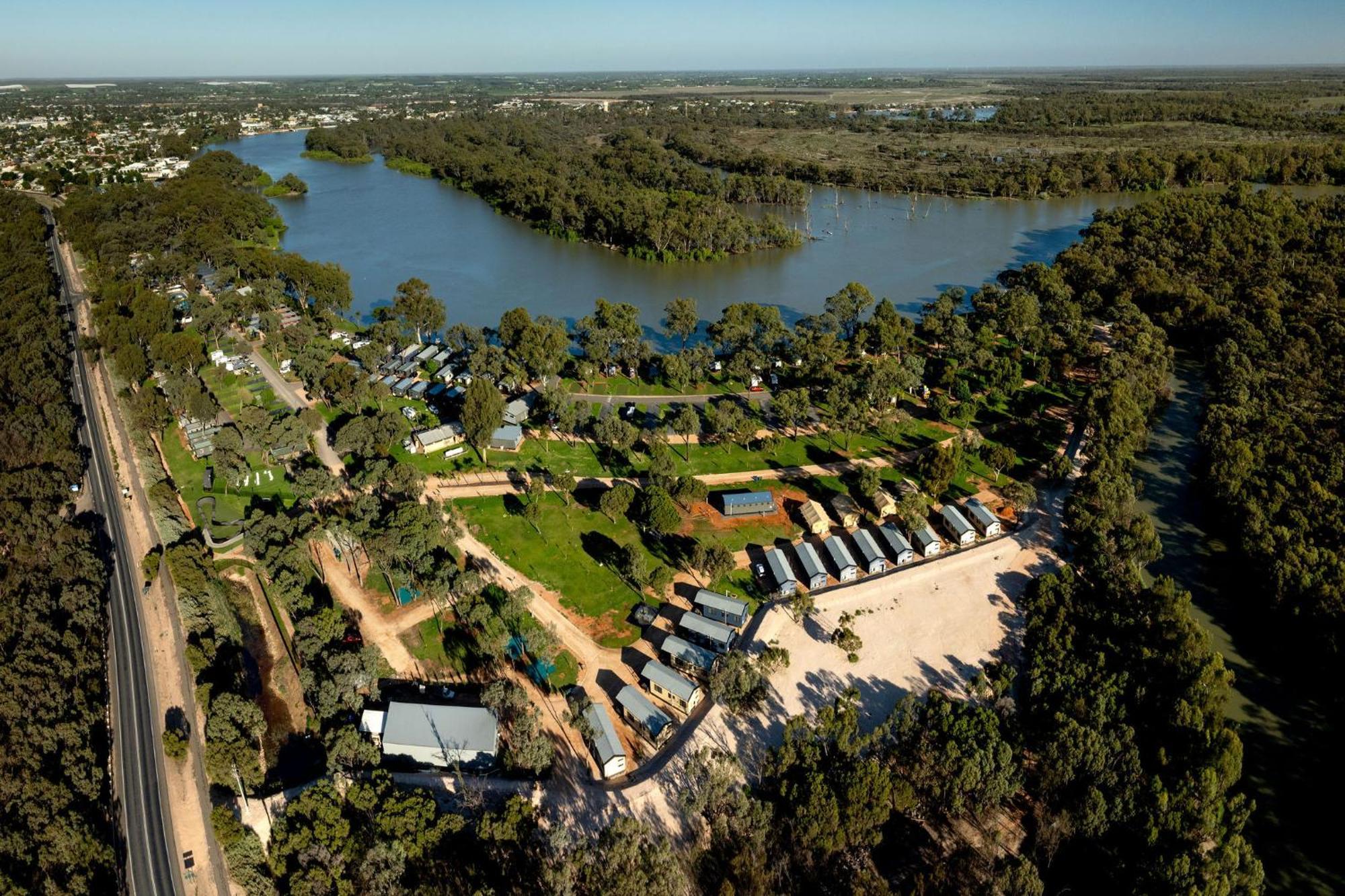 Big4 Renmark Riverfront Holiday Park Exterior foto