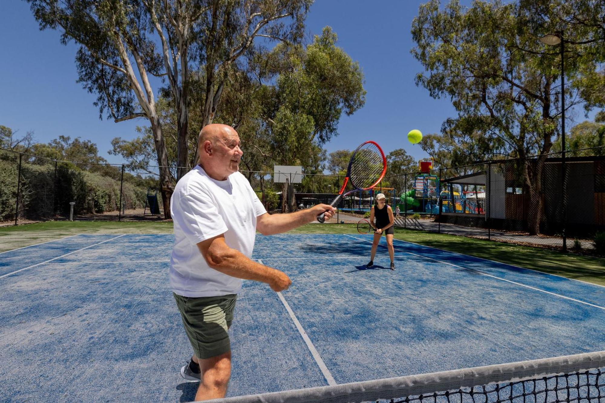 Big4 Renmark Riverfront Holiday Park Exterior foto